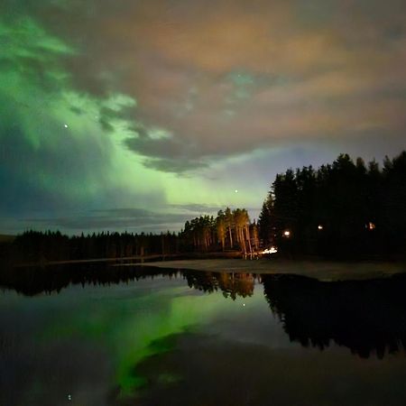 Charmig Gard Med Bastu, Strandtomt Och Utedusch I Naturskoent Omrade سفيغ المظهر الخارجي الصورة