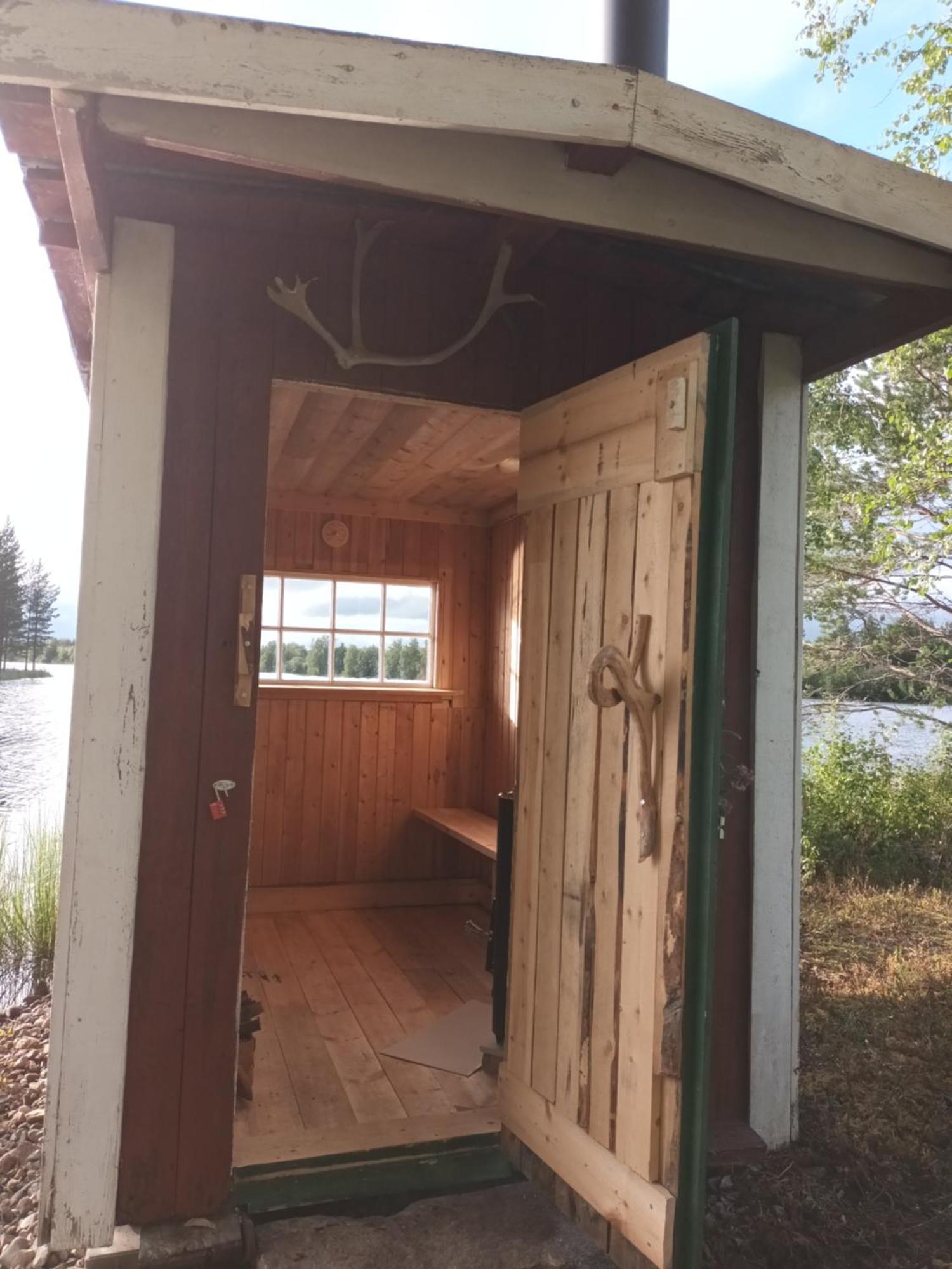 Charmig Gard Med Bastu, Strandtomt Och Utedusch I Naturskoent Omrade سفيغ المظهر الخارجي الصورة
