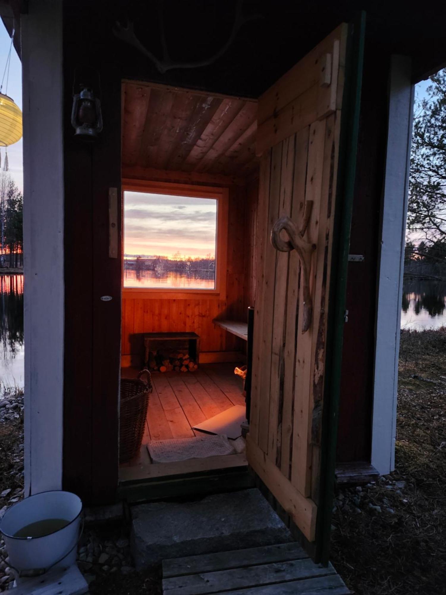 Charmig Gard Med Bastu, Strandtomt Och Utedusch I Naturskoent Omrade سفيغ المظهر الخارجي الصورة
